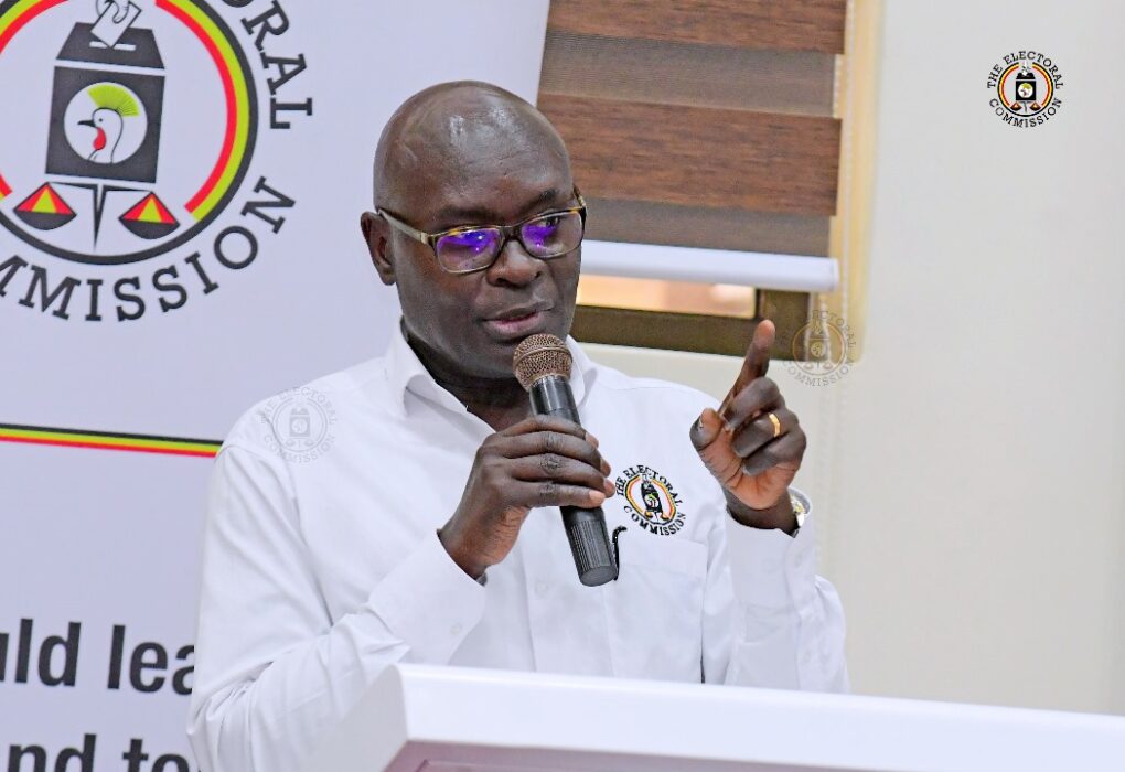 EC opens desk for nomination queries