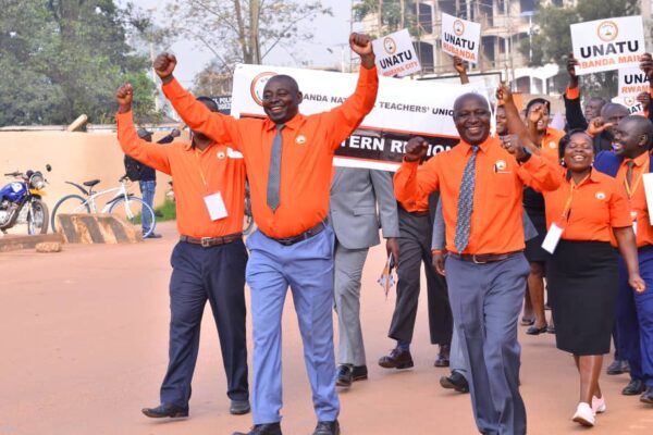 Government declares planned public service strike illegal, urges continued dialogue